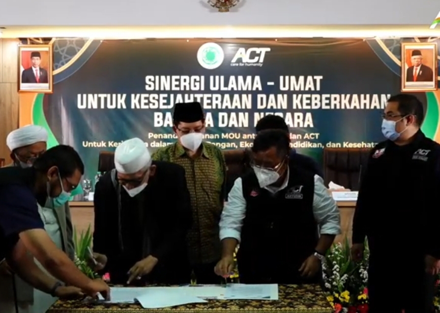 Sinergi Ulama-Umat Hadapi Pandemi, MUI dan ACT Teken MoU